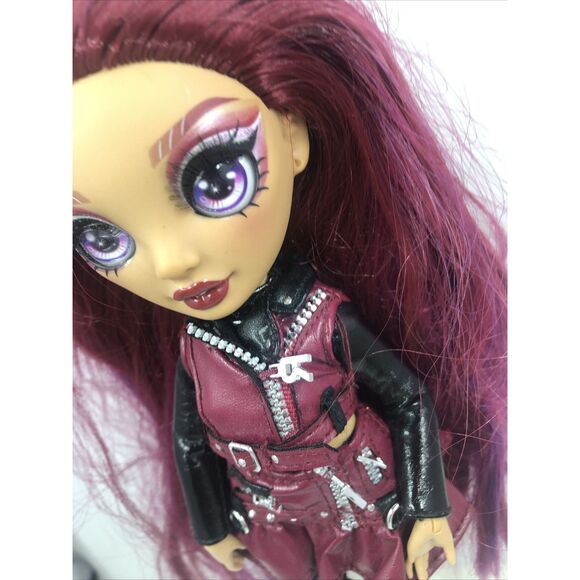 Rainbow High Mila Berrymore Doll Outfit & Boots Fashion MGA - Picture 8 of 16